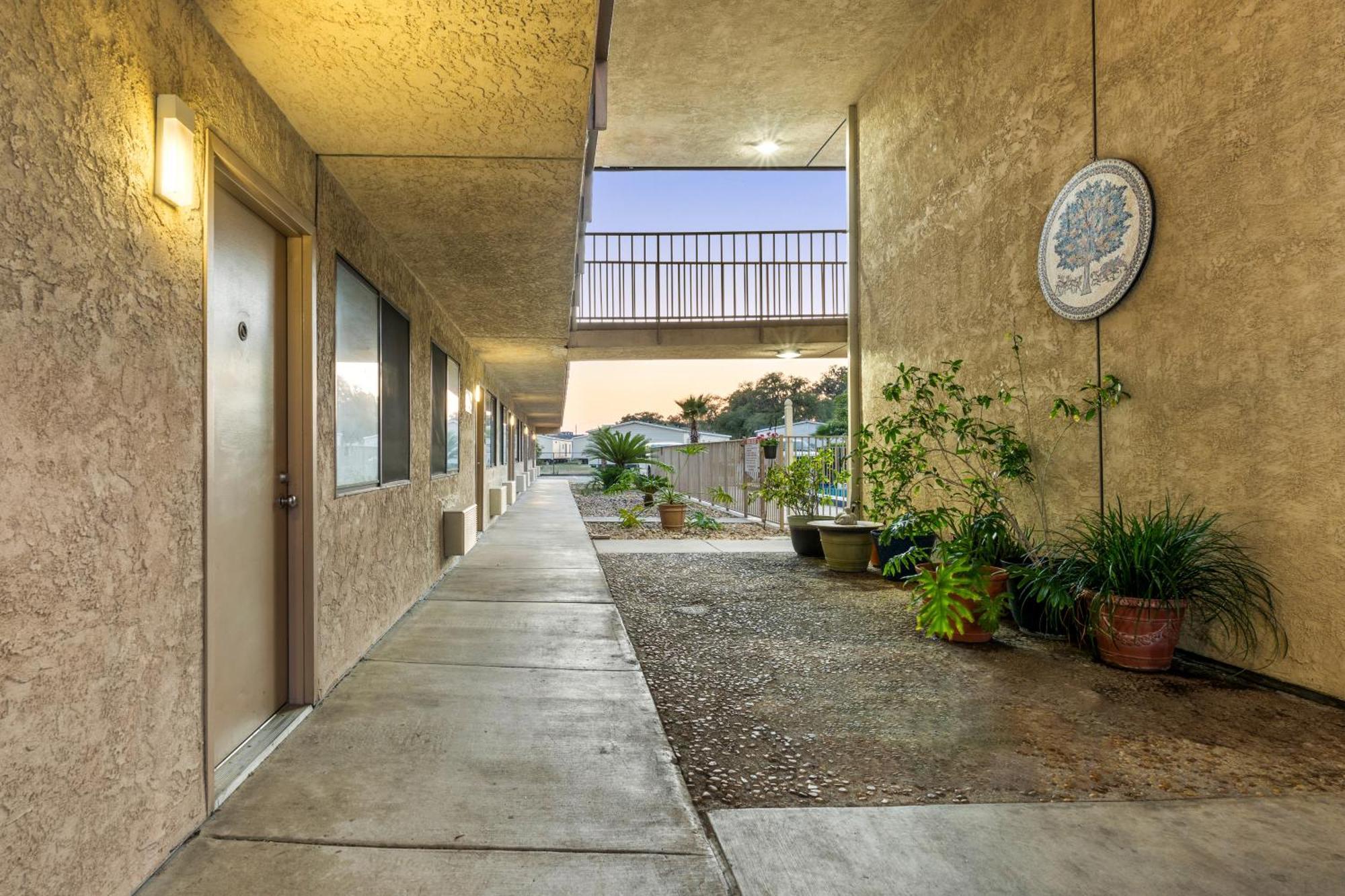 Americas Best Value Inn - Lake City Exterior foto