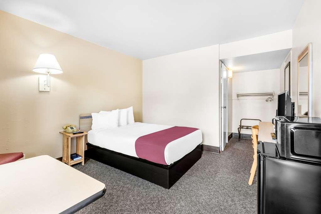 Americas Best Value Inn - Lake City Habitación foto
